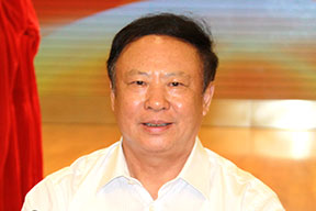 中施企協(xié)曹玉書會長出席會議并發(fā)表講話