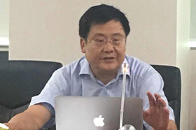 中施企協(xié)信息化專家委員會主任委員黃如福