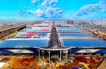 全球最大會展中心提升千噸級網殼創世界首例