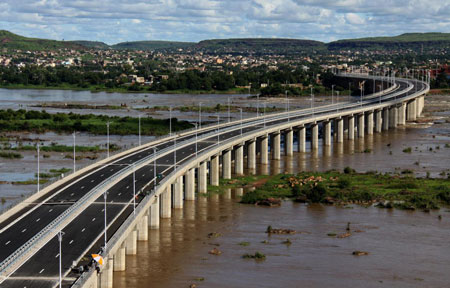 馬里巴馬科第三大橋