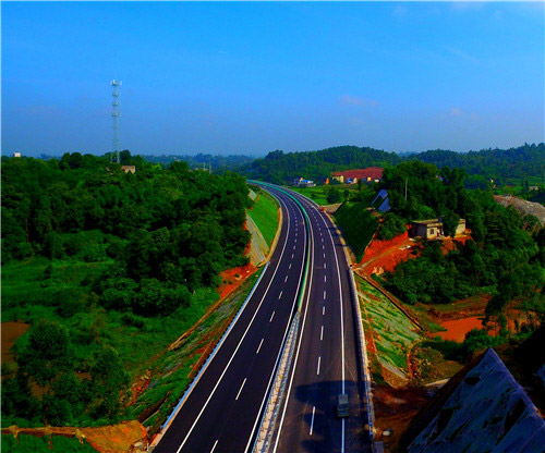 瀘州國道321線改建工程提前半年通車