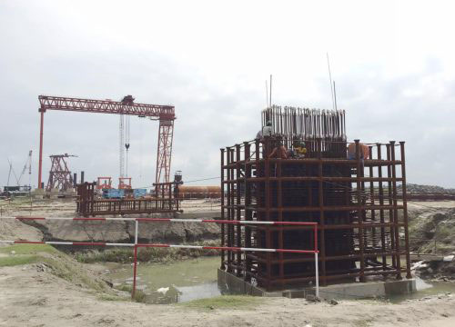 帕德瑪大橋首個墩身開始澆筑混凝土