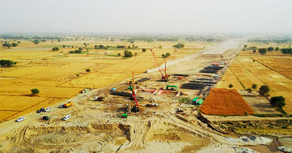 巴基斯坦白沙瓦至卡拉奇高速公路項目