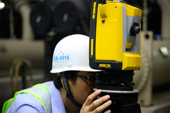 裝配式中央制冷機房測量機器人全站儀現場精確點位放樣