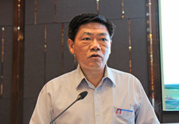 中鐵大橋局集團副總工程師兼青山長江大橋指揮部總工程師 陶建山